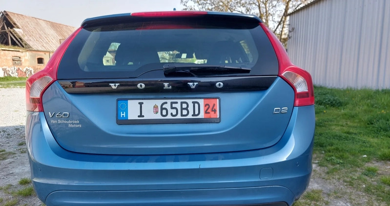 Volvo V60 cena 42900 przebieg: 163200, rok produkcji 2016 z Grodków małe 742